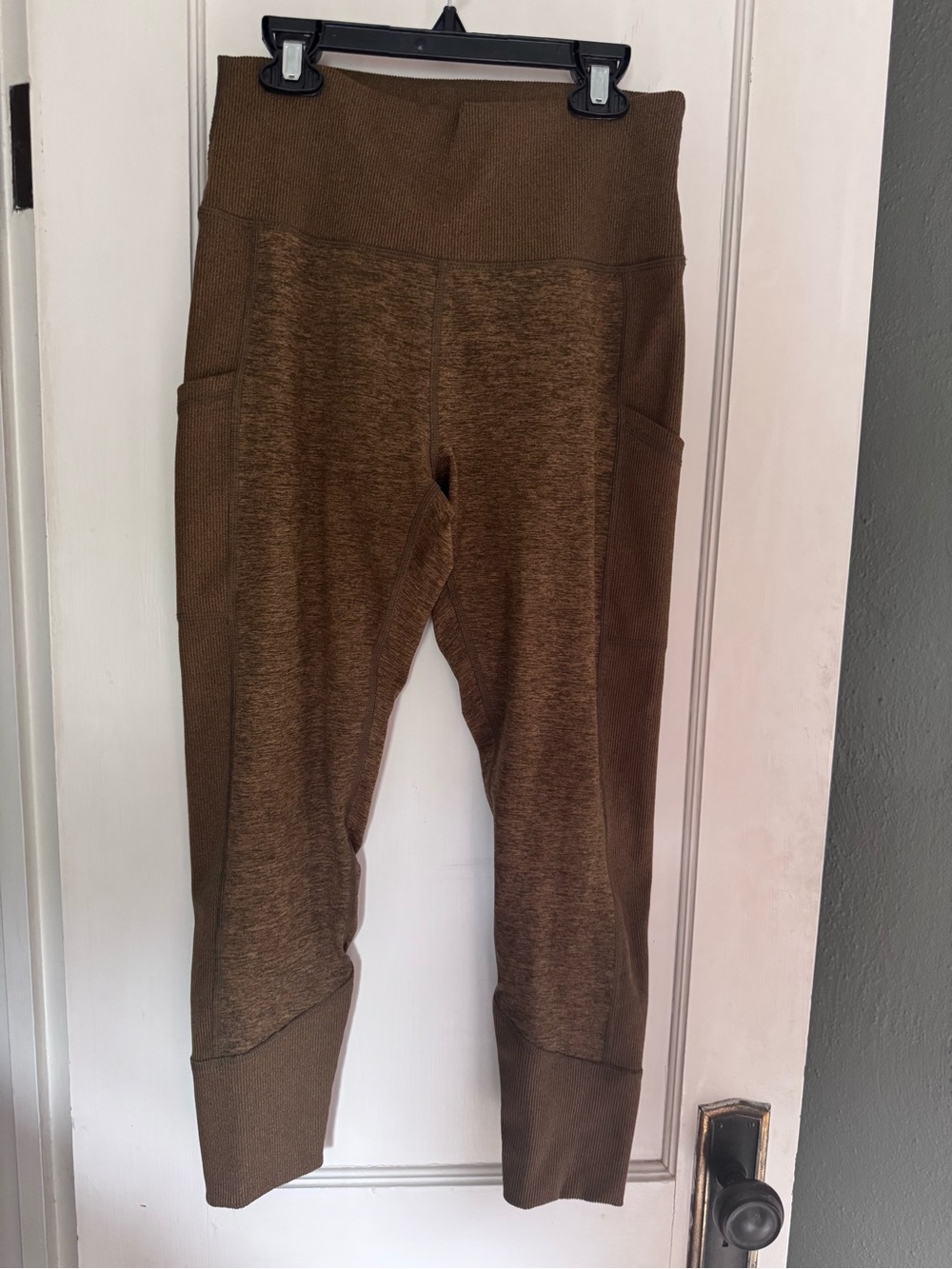 Offline by Aerie The Hugger Hi-rise Legging Brown Size Large